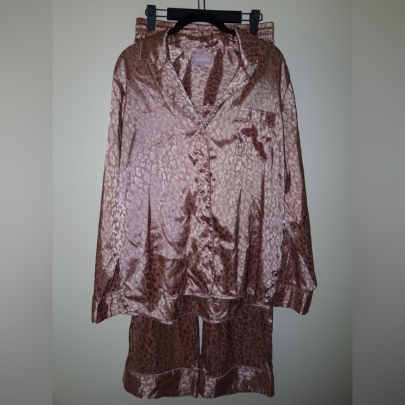 Show Me Your MuMu Gold/Tan Silk Cheetah PJ Set - Picture 4 of 10